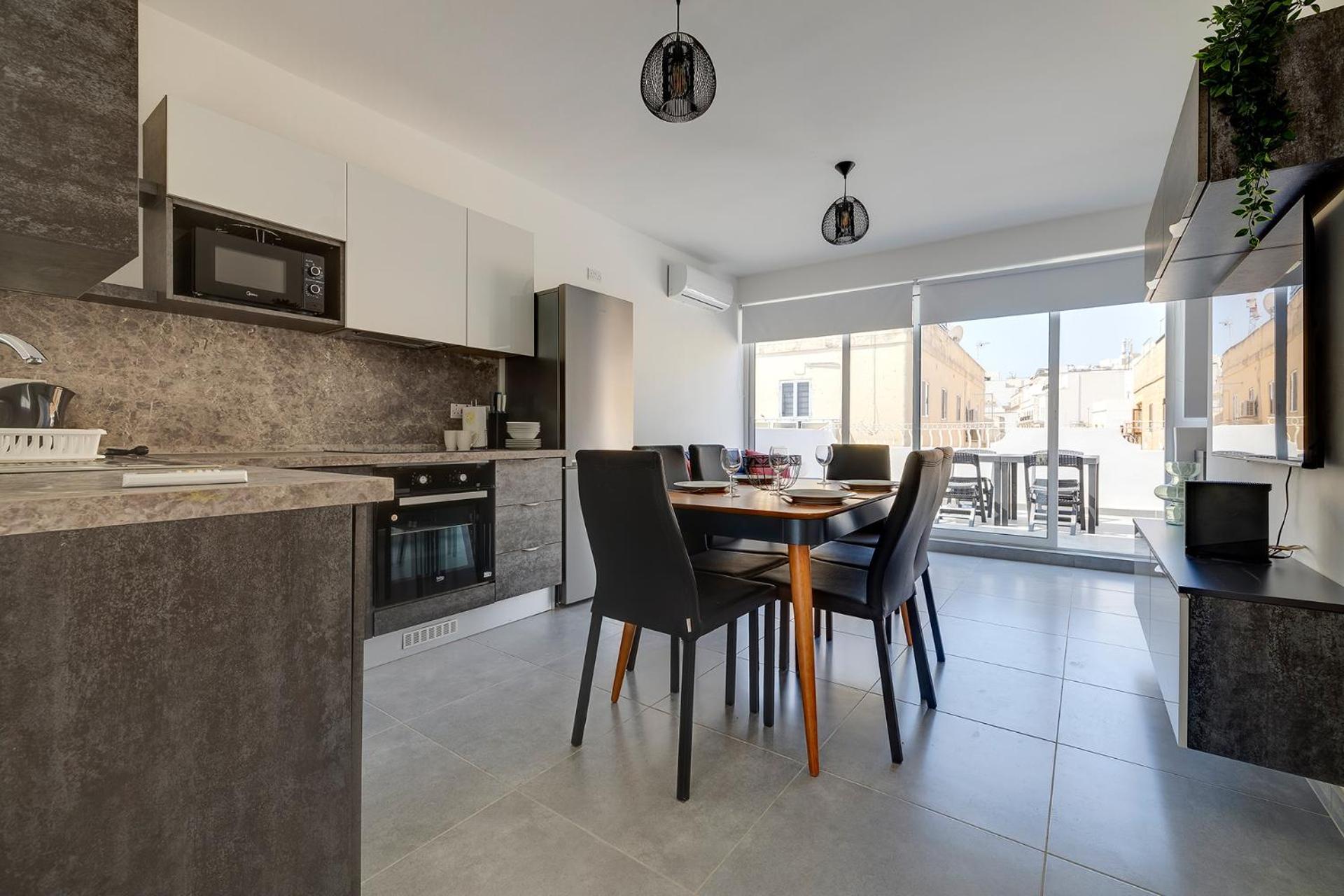 Stunning 2Br Holiday Penthouse In Central Sliema Zewnętrze zdjęcie