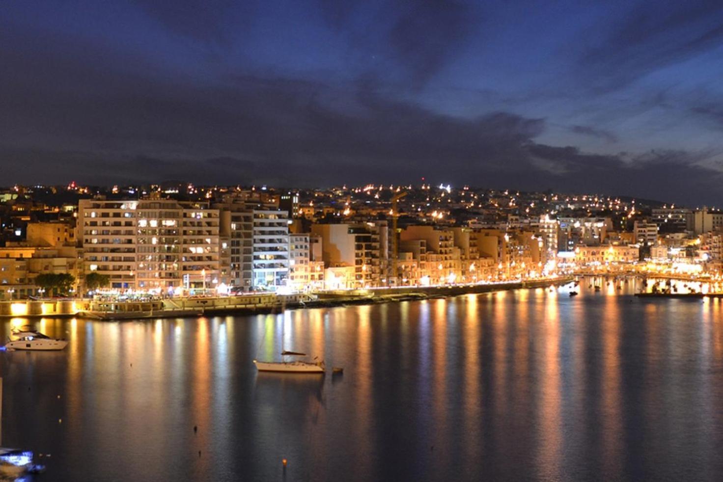Stunning 2Br Holiday Penthouse In Central Sliema Zewnętrze zdjęcie