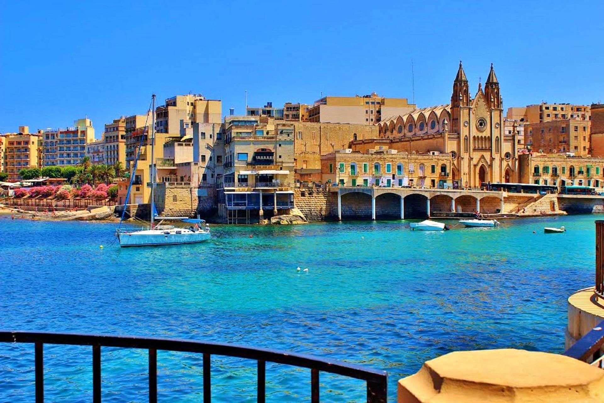 Stunning 2Br Holiday Penthouse In Central Sliema Zewnętrze zdjęcie